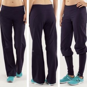 🍁Lululemon Black Dog Runner Pants🍁